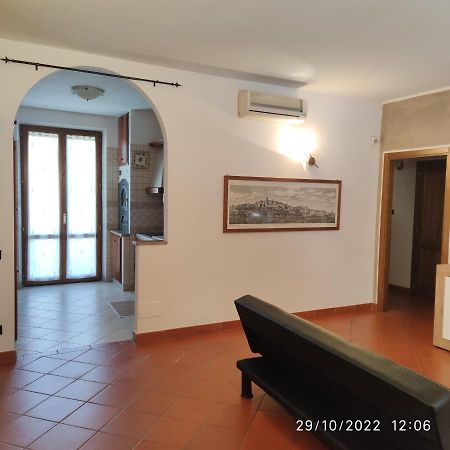 M & M Pinzi Suite Apartment Montepulciano Stazione Екстериор снимка