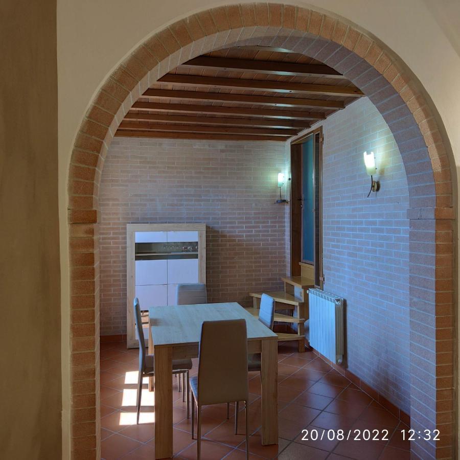 M & M Pinzi Suite Apartment Montepulciano Stazione Екстериор снимка