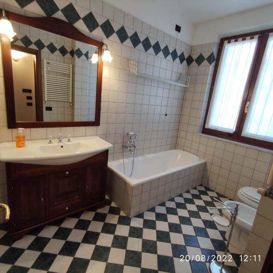 M & M Pinzi Suite Apartment Montepulciano Stazione Екстериор снимка
